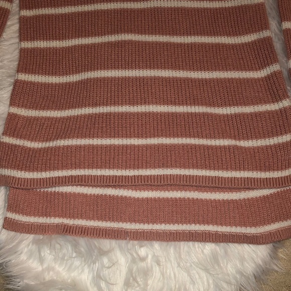 Old Navy Womens Small light pink/white V-neck sweater - Picture 4 of 6